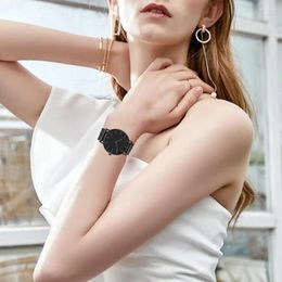 Wristwatches Accessory Exquisite Luxury Women Bracelet Watch Perfect Gift Fashion Stainless Steel Strap Costume