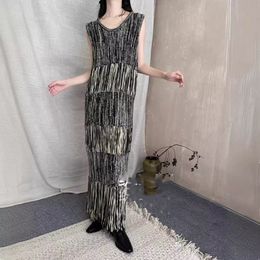 New Designer Luxury Milan Runway Dresses V Neck Sleeveless Women A Line Slim Long Knitted Tassel Dress Womens Evening Party Clothing Vestidos