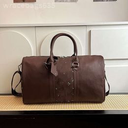Duffelbeutel halten alle Designer -Tasche große Kapazität Handtasche Frauen Männer Outdoor Laune Tasche Reißverschluss -Umhängetasche Reisen Taschen 2024
