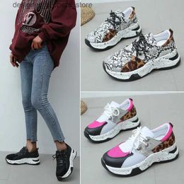 Casual Shoes 2024 Summer Womens Shoes Womens Sneakers Fashion Leopard Print Mesh Breathing Womens Running Shoes Outdoor Lace-up Q240511