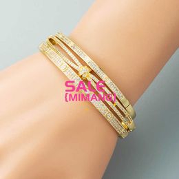 Designer Cartres Bracelet Creative and personalized minimalist geometric buckle bracelet for women with copper plated real gold micro inlaid zircon cold cool styl