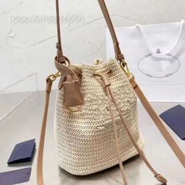 Shoulder Bags Woven Straw Women Bucket Bag Nylon Hobos Laffia Grass Crochet Handbags Embroidery Fashion Letter Triangle Decor Crossbody Purse Lady Small Totes