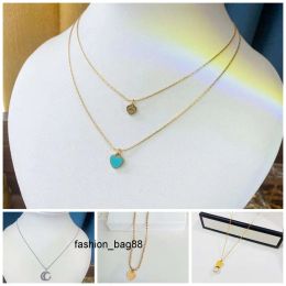 Necklaces Pendant Heart Pearl Necklace Designer Gift Necklace High Quality Love Jewelry Minimalist Style Girl Long Chain 18K Gold Travel Bir