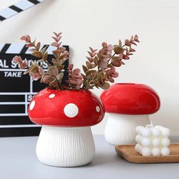 Vases Creative Mushroom Ceramic Vase Nordic Handmade Flower Pot Arrangement Craft Ornament Home Office Desktop Decoration 2024