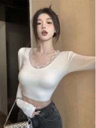 Women's T Shirts Lace Spliced V-neck Long Sleeve T-shirt Women Tops Spring 2024 Korean Fashion Sexy Spicy Girl Short Slim Fit Crop Top