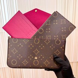 Womens Wallet Designer Bag Handbag High quality 3piece Envelope Pouch Mens Crossbody Bag Strap Chain Pochette Shoulder Bag Embossed Leather Purse 10A Luxury Bags
