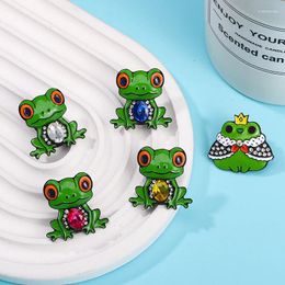 Brooches Super Cute Little Animal Brooch Cartoon Frog Badge Crown Shape Metal Dripping Oil Bag Buckle Jewellery Gifts