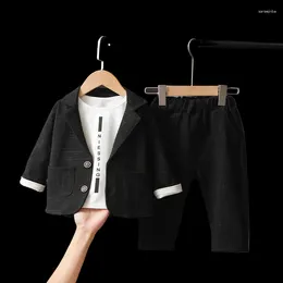 Clothing Sets 2024 Boys Stripe Long Sleeve Gentleman Suit 0-5 Years Old Children's Large Pocket Coat Performance Banquet Birthday Dress