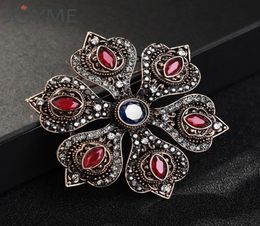 Luxury Vintage Brooch Women Flower Red Resin Crystal Broches Brooch Ladies Lapel Hijab Corsage Pin Turkish Ethnic Jewelry6660335