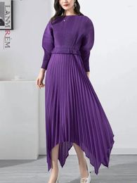 Casual Dresses LANMREM Pleated Dress For Women Fashion High Waist Solid Color Long Sleeves Irregular Ladies Party Clothing 2R2242