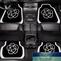 New Designer Car Floor Mat Silk Ring Foot Mat Top Cartoon Black and White Flower Classic Old Flower Print Interior 4 Piece Set Dirty Resistant Universal Foot Mats