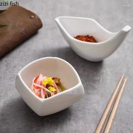 Plates Pure White Irregular Ceramic Snack Plate Dipping Seasoning Dish Appetizer Sushi Restaurant Specialty Tableware