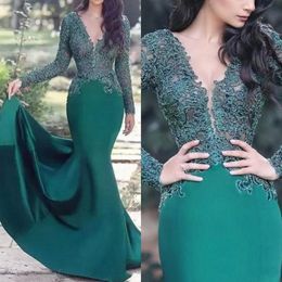 Green Muslim Prom Dresses 2021 V-neck Mermaid Long Sleeves Lace Islamic Dubai Saudi Arabic Elegant Long Formal Evening Gowns 209J