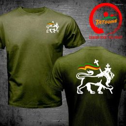 Men's T Shirts Lion Of Judah Carrying Rastafari Flag Art Rasta Men Tops Shirt Jamaica Black Cool Casual Clothing Ropa Hombre