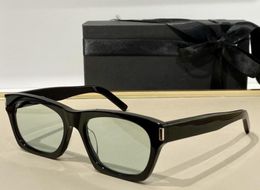 2021 Simple square Sunglasses transparent frame light lens summer UV protective glasses green Unisex luxury designer Classic sungl9239569