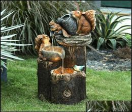 Garden Decorations Patio Lawn Home Solar Power Resin Patio Fountain Design With Led Light Squirrel Decoration Outdoor Banana Simat9257815