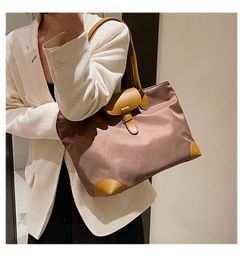 2024 Retro Mirror Quality Designers Tote Bag Womens Genuine Leather Weave Handle Handbag Luxury supermarket tote bag black white