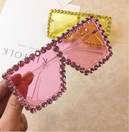 WholeOversize Square Sunglasses Women Fashion Luxury rhinestone Sunglasses Big Shades Transparent Pink Yellow Sun Glasses Fem5805115