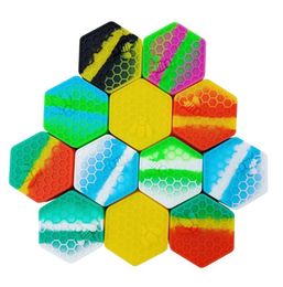 100PCSlot FDA approved 26ML Honeybee Hexagon Dab Jar Box Bee Insects Container Nonstick Silicone Oil Kitchen Storage Mix Decorat4101674