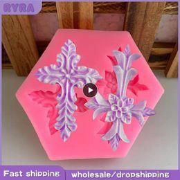 Baking Moulds Even The Flower-shaped Cross Cake Mold Silicone Fondant Tools Hand Drop Glue Ornaments Decoration