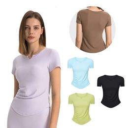 Padded Workout Tops for Women V Neck Yoga Gym Sports T-Shirts Athletic Short Sleeve Cropped Tees with Built in Bra
