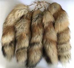 10Pcslot Real Genuine Grass Fox Fur Tail Keychians Plush Pom Poms Cosplay Toy Keyring keychain Car KeyChain Bag Charm Tassels6673226