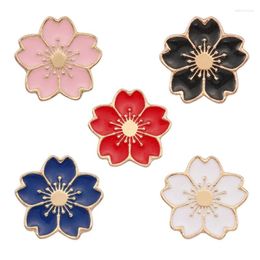 Brooches Lovely The 2024 Sweet Cherry Blossom Brooch Lady Drip Flower Collar Pin Badges Clothing Cuff Bags Accessories Female