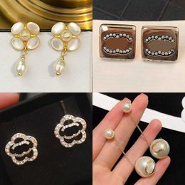 Novelty Designer Earrings Brand Letter Ear Stud Loop Drop Top Quality Inlaid Crystal Copper Earring Women Gold Plated Silver Christmas Wedding Jewellery PP4I