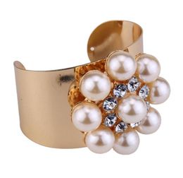 Wholefashion ins luxury designer exaggerated wide beautiful diamond crystal pearl open bangle bracelet for woman6362886