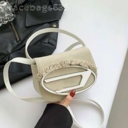 Cheap Wholesale Limited Clearance 50% Discount Handbag New High Capacity Tote Bag with Premium Feeling Dingdang Underarm Chain Strap Shoulder Leisure Wandering