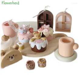 Baking Moulds Split Bear Kitten Bath Cup Wax Decoration Scented Candle Chocolate Plaster Silicone Mould Cake Decorating Tools