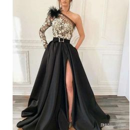 Modern One Shoulder Black Satin A Line Evening Gown Long Sleeve Appliques Front Split Long Prom Dresses For Special Occasion Wear 249G