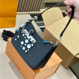 10A Fashion Luxury Large Bags Leather Handbag Pocket Capacity Shopping Handbags Mare Cross-bag Women Wallet Round Simply Cfjgo