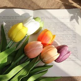 Decorative Flowers 10pcs / Lot Pu Simulation Tulip Artificial Flower Real Touch Latex Festival Wedding & Family Decoration