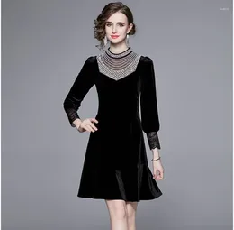 Casual Dresses Vintage Women Beaded Stand Collar Party Dress High Quality Autumn Winter Velvet Lantern Sleeve Ladies Office Black Mini