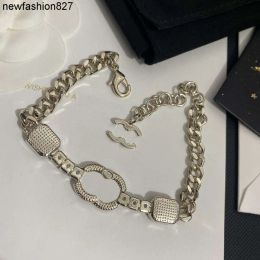 Bracelets Charm Bracelets Bracelets Luxury Stamp Designer Women Bangle Wristband Chains Jewellery Crystal 18K Gold Plated Copper Wedding Leath