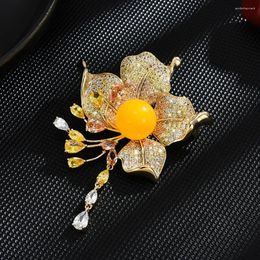 Brooches Crystal Pendant Zircon Flower Brooch Charm Ladies Party Banquet Dress Accessories Pin Jewellery Christmas Present