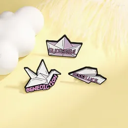 Brooches Blessings From The Thousand Paper Cranes Lucky Airplane Success Ship Lapel Brooch Alloy Pin Badge