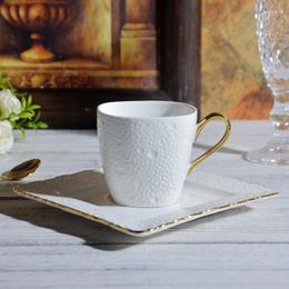 Mugs European Luxury Gold-plated Coffee Mug With Dish Flower Cup Cups Advanced Porcelain For Afternoon Set