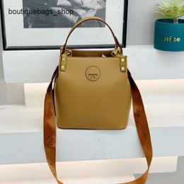 Luxury Handbag Designer Women's Bag Womens Bucket New Fashionable and Large Capacity Shoulder Versatile CrossbodyLAE4