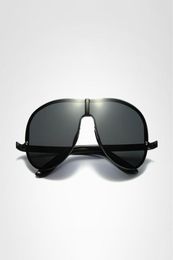 2020 Fashion Brand Designer rimless Travel frog Men Good Quality sunglasses Classic rimless Male polarized Driving sunglasses Gogg1181456