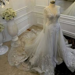 Top Quality Fitted A-line Wedding Dresses With Detachable Train Sheer Neckline Fine Lace And Tulle Bridal Wedding Gowns Illusion Long S 218n