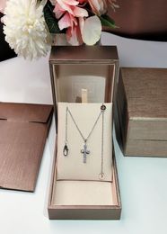 S925 Sterling Silver Cross Necklace Electroplating platinum Twinkle Lady of fame Highend quality Gift giving Women039s Necklac3696039