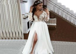 Elegant Boho White Wedding Gowns Long Sleeve Lace Appliques Side Slit Bridal Dress Floor Length Beach Wedding Gown1695594