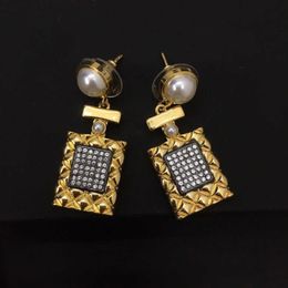 Brand Fashion Bowknot Jewellery Gold Colour Perfume Bottles Earrings Camellia Luxury Tassel Pearls Design Wedding Party Earrings5765515