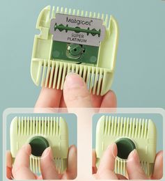 New fashion mini portable pocket combs Dual purpose Button switch Multi-functional two-in-one home hairdressing brushes professional hairdresser tools