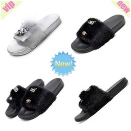 Sandals Jelly Flat Bottom Beach Outdoor Flat Heel Simple Women's Outdoor comfortable swan Reflective lightweight non slip flat-soled female casual flip flop