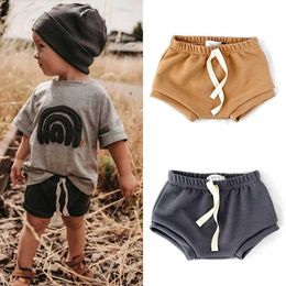 Shorts 2023 Baby Boys Summer Shorts Thick Cotton Shorts Set Newborn Baby Girls Bloomer Shorts Triangle PP Pants Toddler Trouser d240510