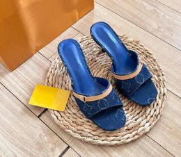 Brand Designer Sandals Women Shoes Gunuine Leather Slipper High heel Sandal Classic Flat Slides Beach Slipper shoe 35-40