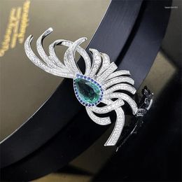 Brooches OKILY Fashionable And Luxury Zircon Peacock Green Feather Brooch Pin Skirt Evening Dress Plant Leaf For Women Ornament